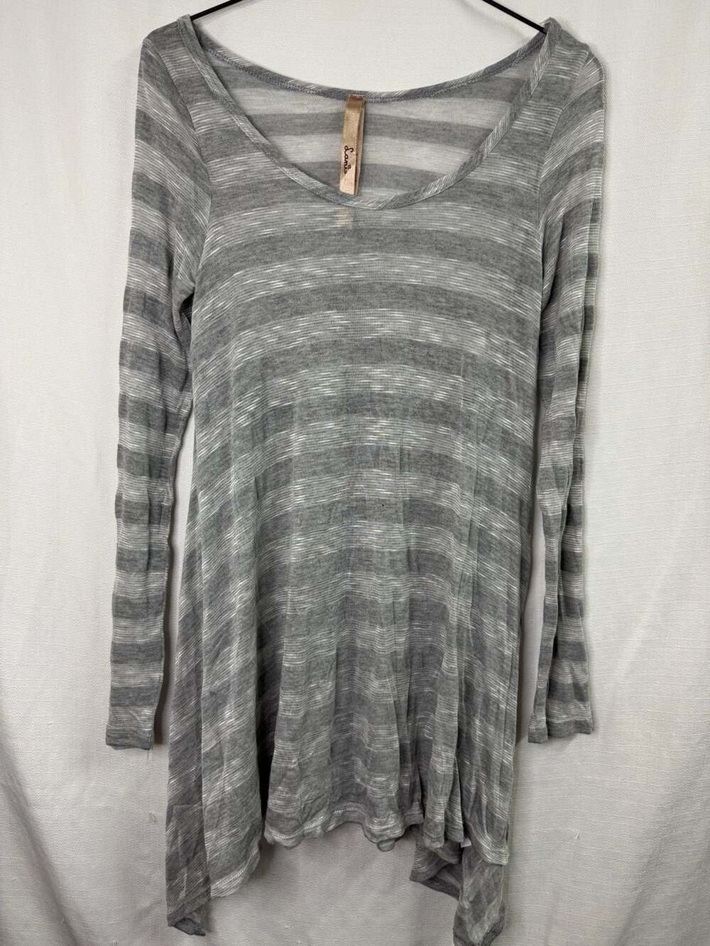 Lani Hand Craft by Los Angeles Gray Striped Long Sleeve Tunic Top